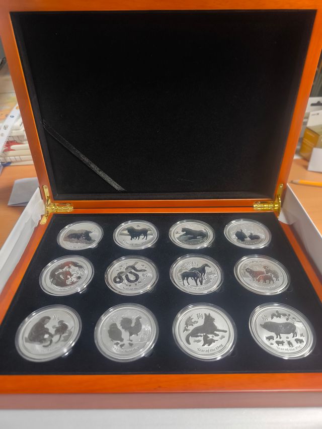 Colección Monedas Plata 1 Onza LUNAR II