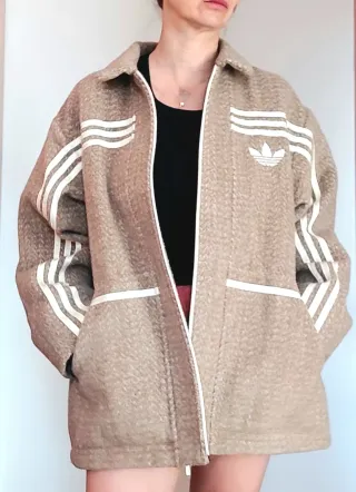 Chaqueta Adidas Beige y Blanca