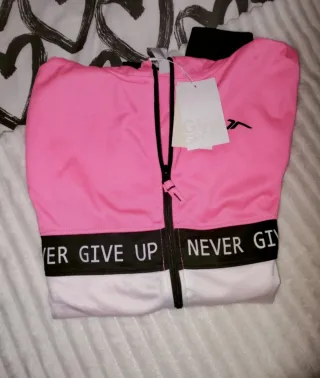 Chándal con un diseño moderno