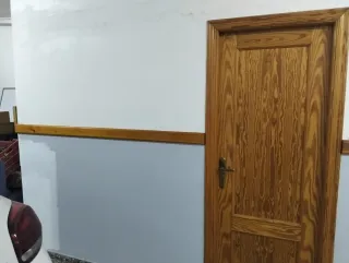 Cenefa madera pino miel