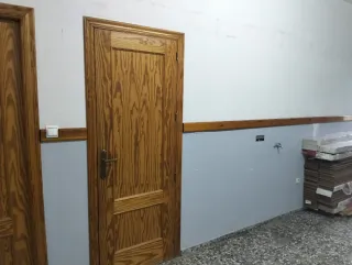 Cenefa madera pino miel