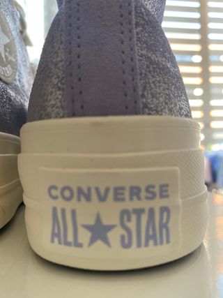 Converse Morado/Plata Brillo Talla 37