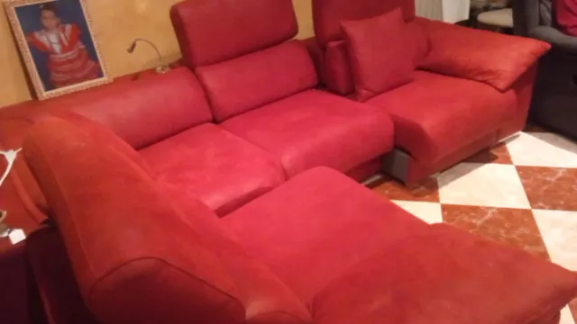 Chaiselongue rojo de ante