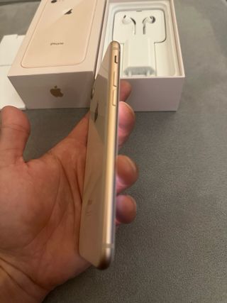 iPhone 8 64GB Oro