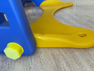 Tobogán y columpio infantil