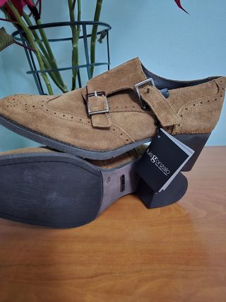 ZAPATOS TACÓN CON ETIQUETA.EÑ EL CORTE INGLES