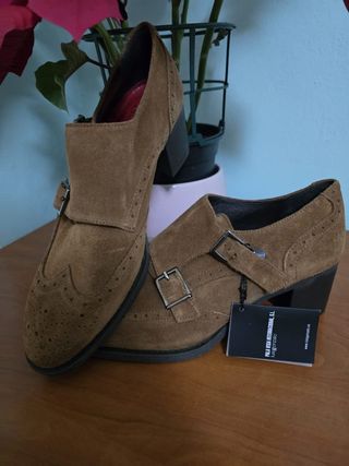 ZAPATOS TACÓN CON ETIQUETA.EÑ EL CORTE INGLES