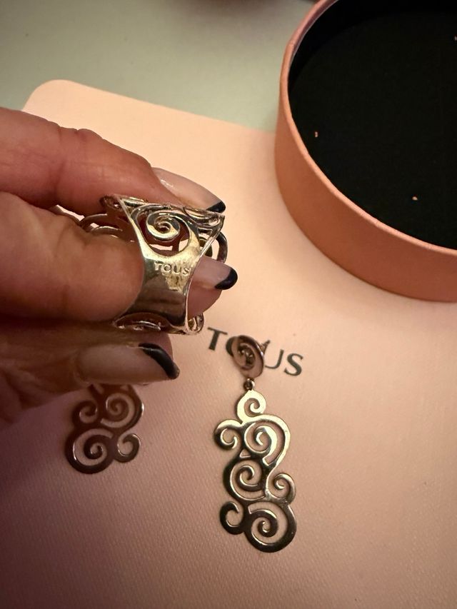 Conjunto Tous Anillo y Pendientes