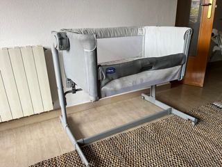 Cuna colecho Chicco Next2me Magic Gris