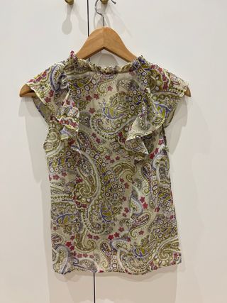 Blusa de Mango Estampada. talla XS.