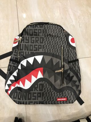 Zaino Sprayground nuovo con cartellino
