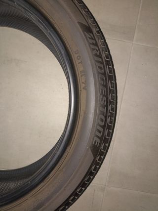Neumático Bridgestone 185/55R16 83V