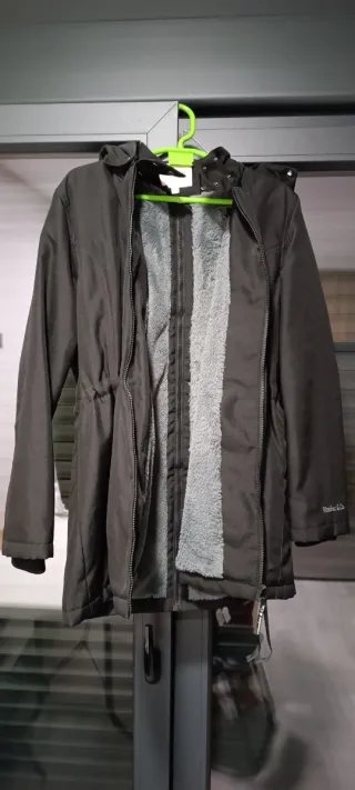 Abrigo Wombat Porteo Negro/Gris