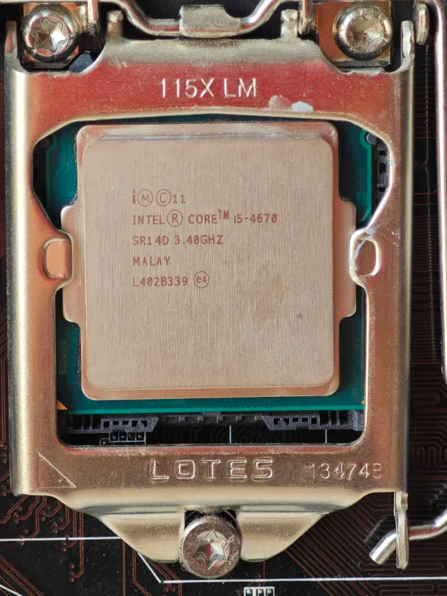 Combo Placa Base Gigabyte+ Intel i5 + RAM