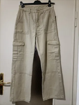 Jeans cargo beige da donna 
