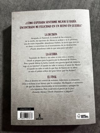 Un universo efímero (Crónicas de Hiraia 3)