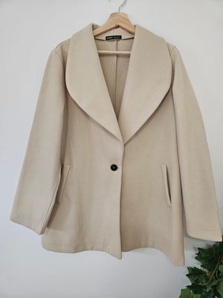 Abrigo SHEIN beige talla XL