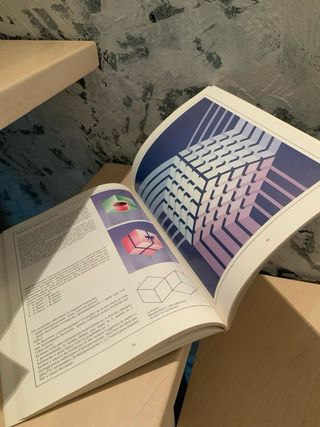 Avventura con figure impossibili - Libro. Edizione