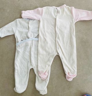 Pijamas de bebé de felpa (2 unidades)