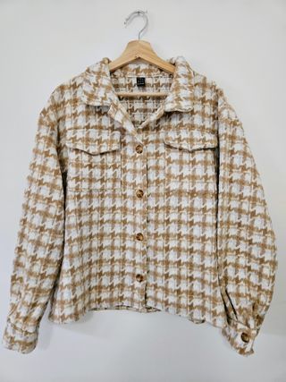 Chaqueta SHEIN geométrica beige talla XL