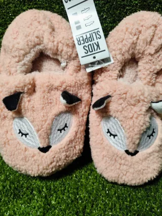 Zapatillas de peluche para niños