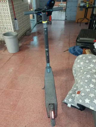 Ninebot by Segway Kickscooter ES1 Patinete Eléctri