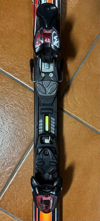 Sci e bastoncini Wedze Völkl 130.