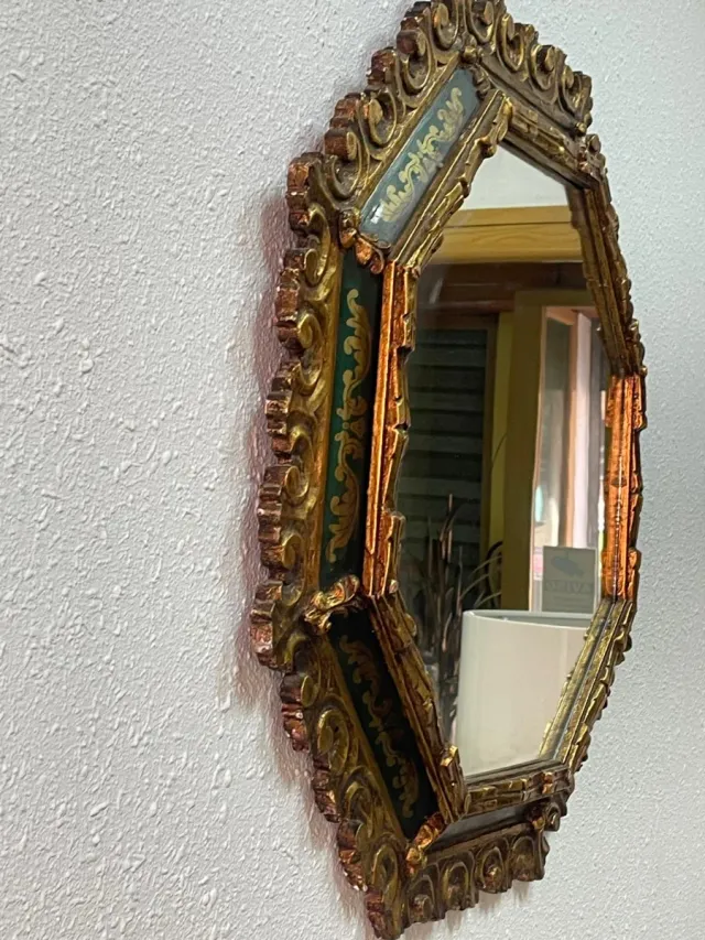 Espejo antiguo octogonal dorado
