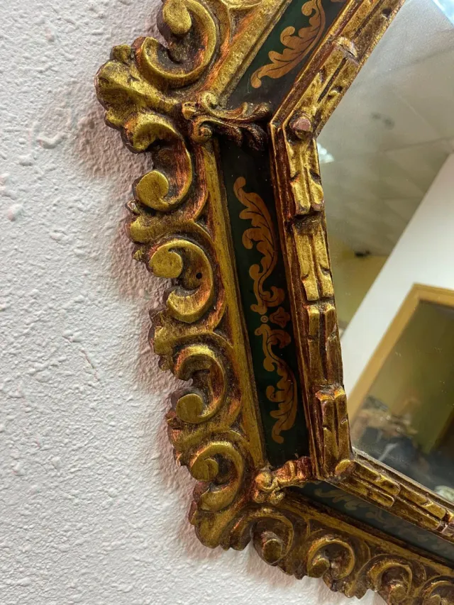 Espejo antiguo octogonal dorado