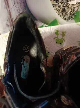 Scarpe con zeppa da donna nere e multicolor