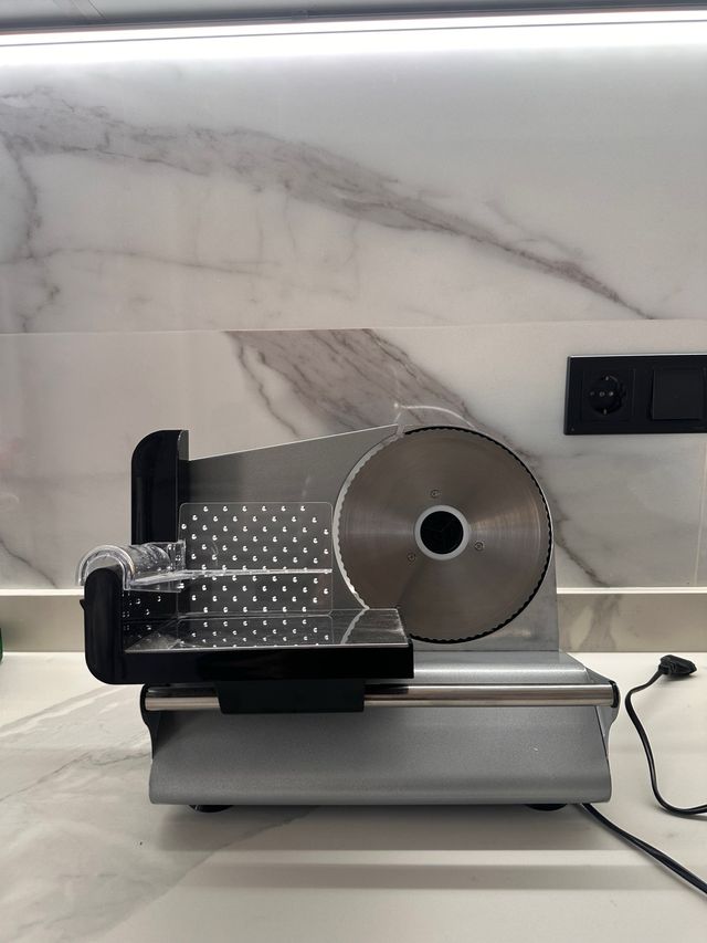 Cortadora Queso y Embutidos