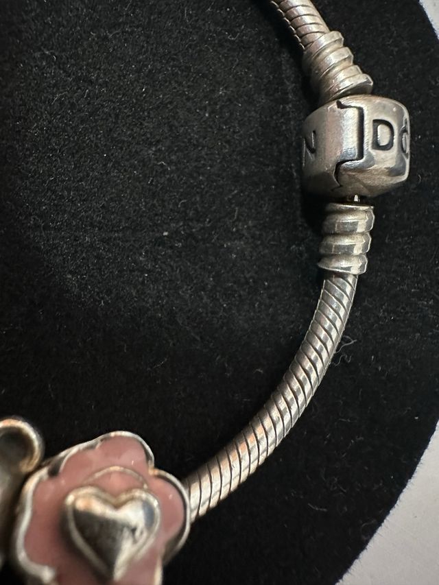 Pulsera Pandora Oso Panda y Flor Rosa