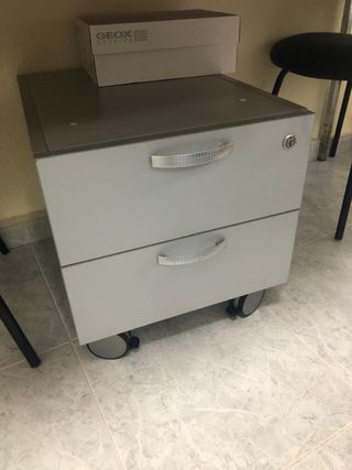 Sedie da ufficio da tavolo e da accademia