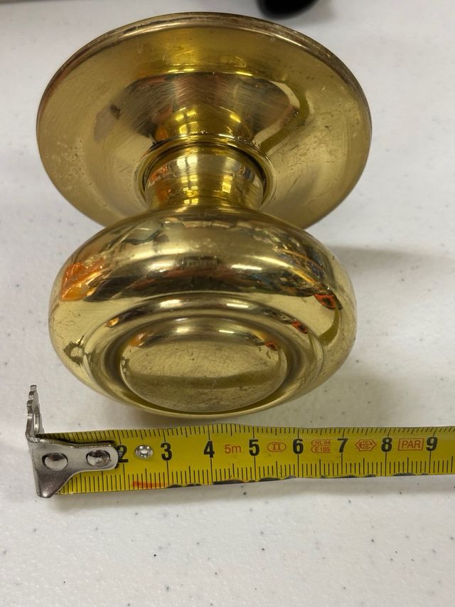 Pomello per porta in metallo