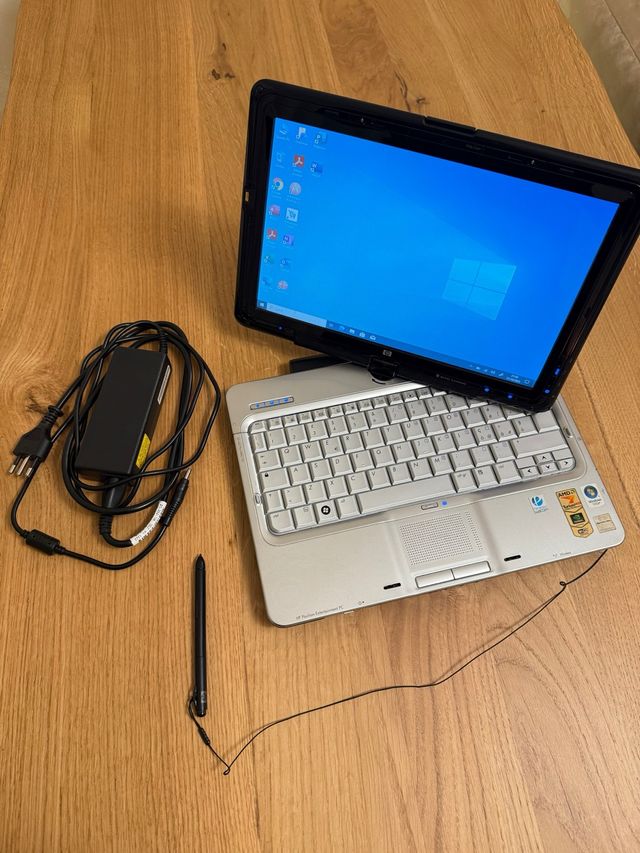 HP tx2000 Notebook 4GB RAM 128GB SSD