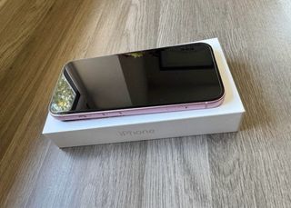 iPhone 15 128GB Rosa IMPOLUTO