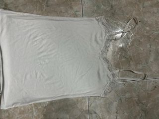 Top tirantes encaje blanco