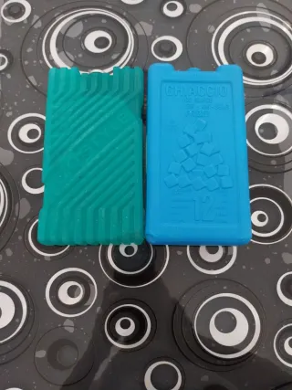 Mattonelle di ghiaccio blu e verde