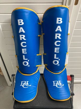 Espinilleras Muay Thai Barceló Azul