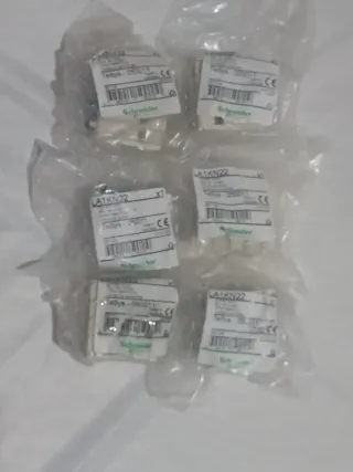 Lote 6 unidades Bloque Contactos Schneider LA1KN22