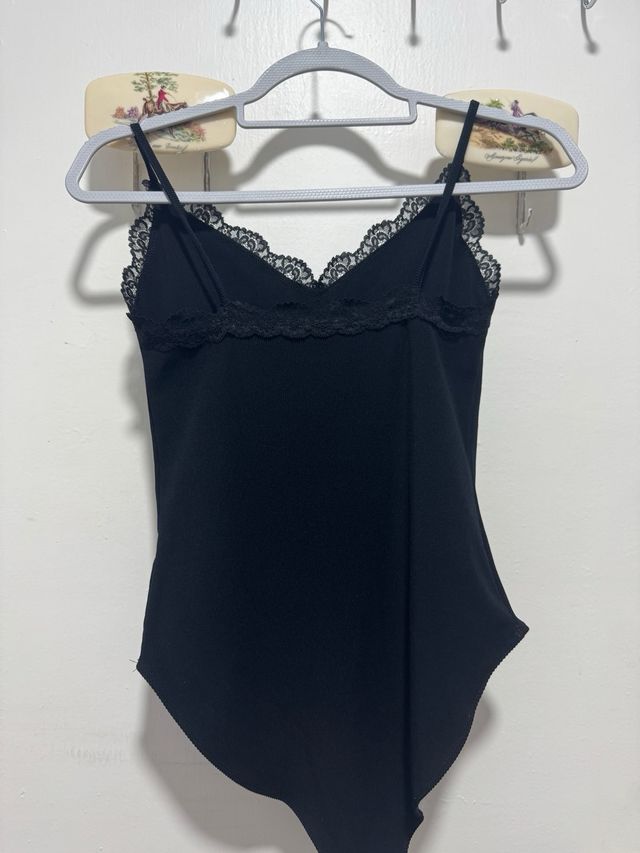 Body de encaje negro