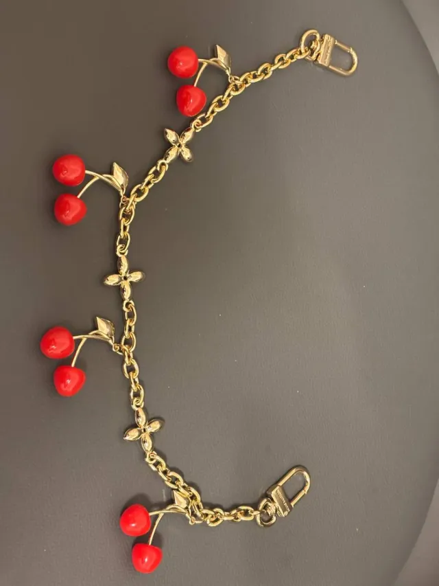 Charm catenella Louis Vuitton ciliege oro