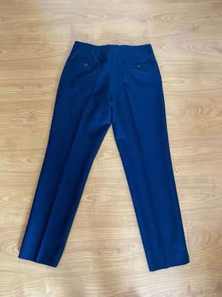 Traje de hombre azul 