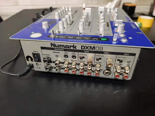 Numark DXM09 Mesa Mezclas Digital 3 Canales