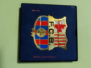Escudo FC Barcelona Chapado Oro 24K