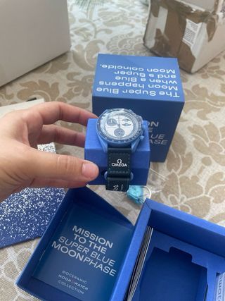 Swatch Omega Mission to the Super Blue