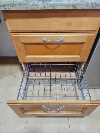 Muebles de Cocina Madera y Cristal