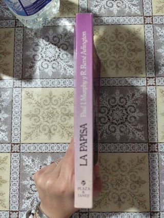 LIBRO: "La Papisa".