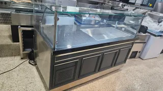 Vitrina expositora refrigerada