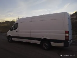 Mercedes-Benz Sprinter 2012